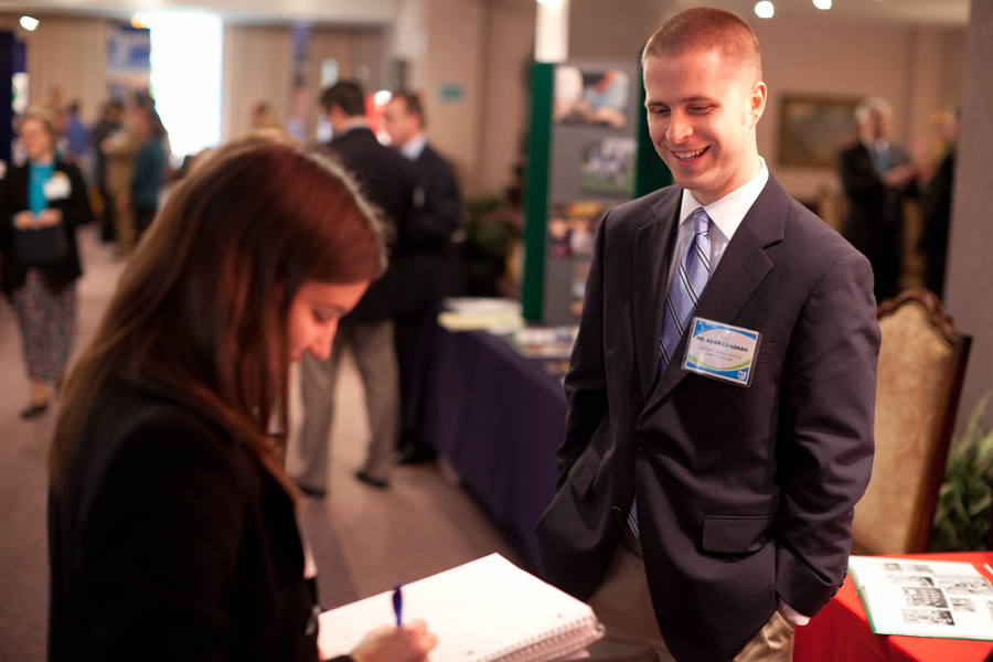 A+student+visits+a+recruiter%E2%80%99s+table+at+the+2012+Christian+School+Recruitment+Conference.+Photo%3A+Submitted