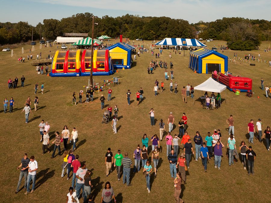 Farm Fest provides a great outlet for students to interact with and witness to hundreds of high school students.    Photo: Submitted 