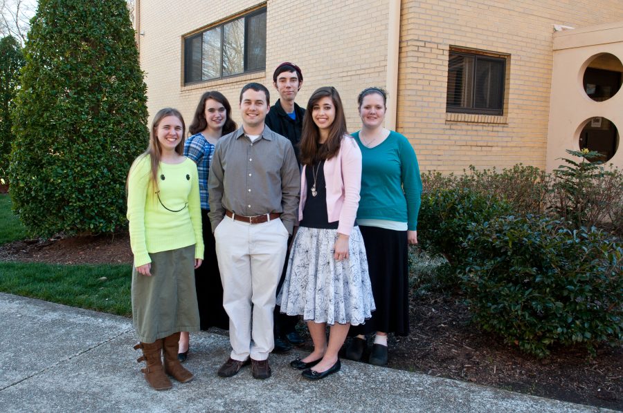 An+outreach+group+teaches+science+to+at-risk+youth+at+the+Greenville+County+Juvenile+Facility.++Photo%3A+Amanda+Ross