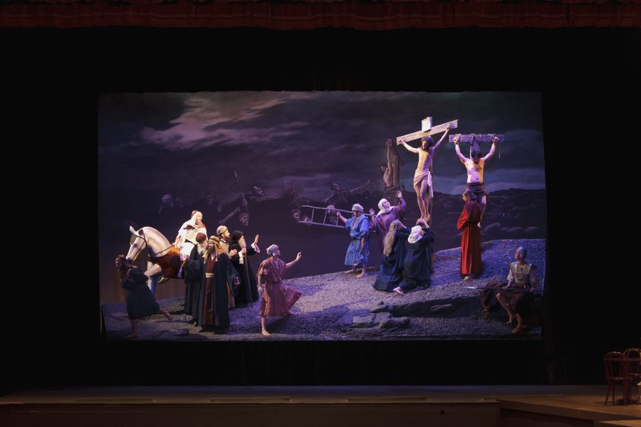 Formal photo of Living Gallery piece, The Crucifixion. Image by Hal Cook created in Rodeheaver Auditorium, 2012.
