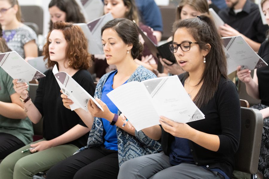 Choral groups to collaborate in homecoming concert