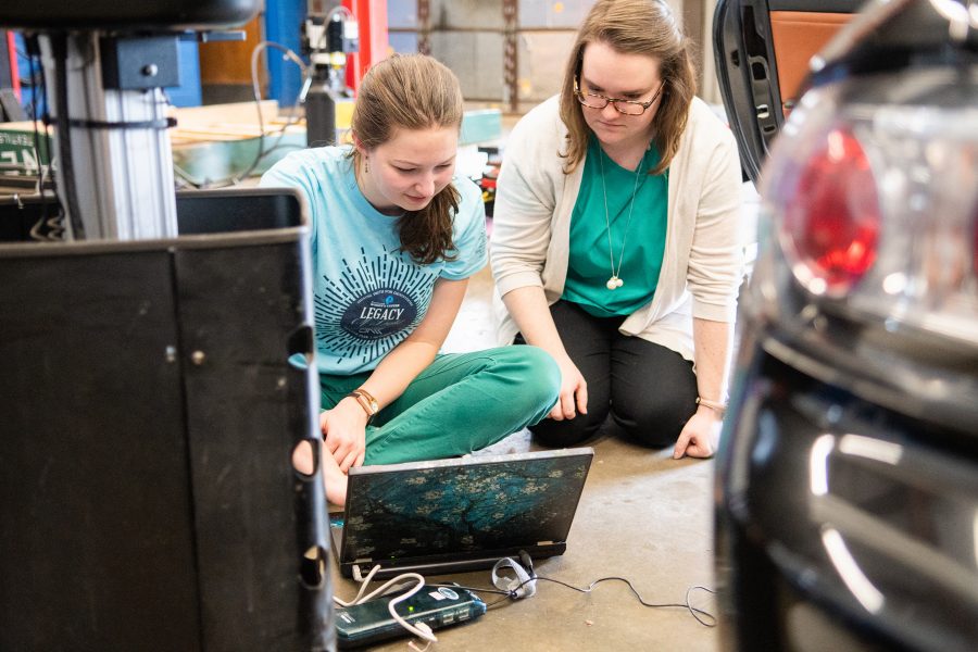 Lydia Petersen and Elizabeth Franklin work on an engineering project.    Photo: Rebecca Snyder