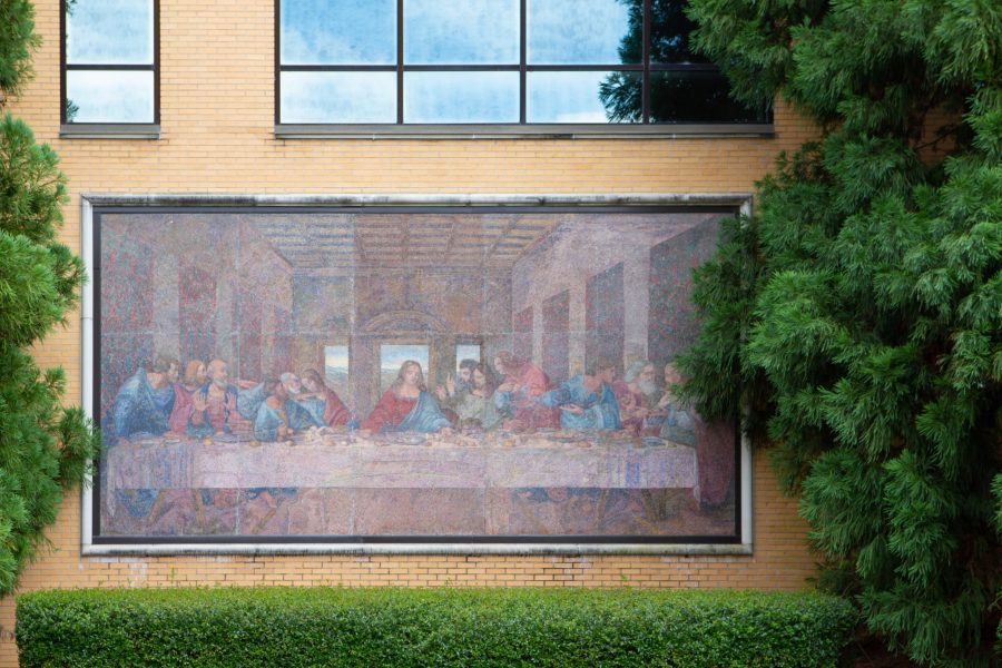 DaVincis Last Supper, the murals vision, was painted in the 1490s. Photo: Collin Bode