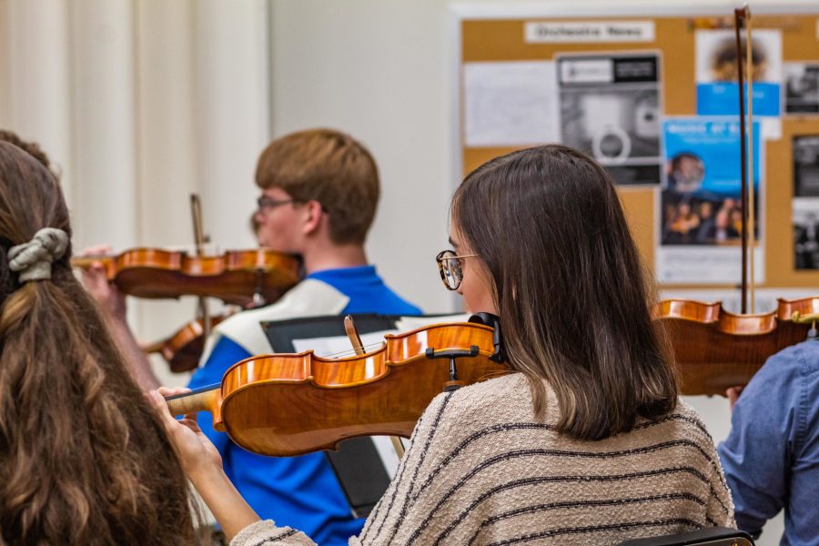 Student musicians polish their craft by rehearsing for the upcoming Artist Series.
Photo: Robert Stuber