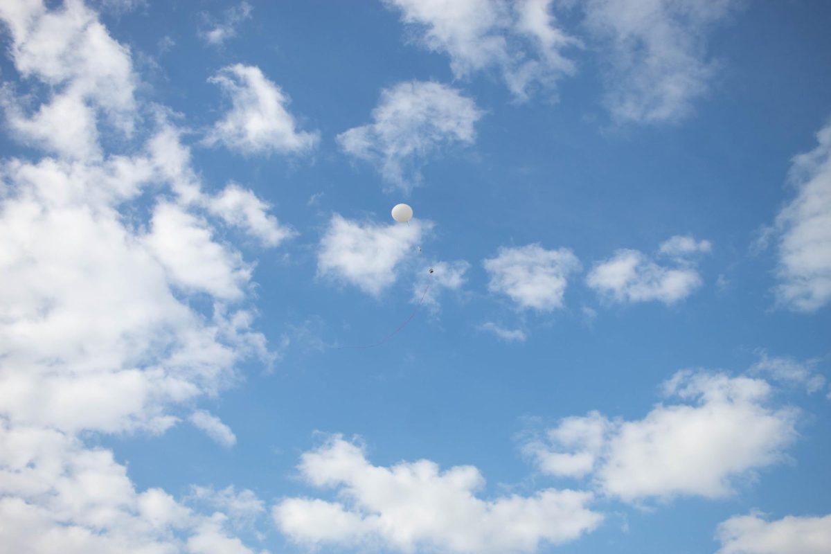 20241109weatherballoon_tmyb22