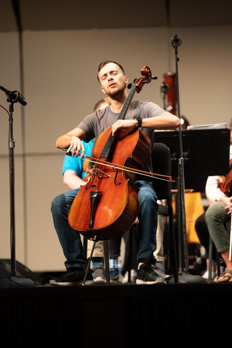 Soloist rehearsing for Artist Series with David Kim