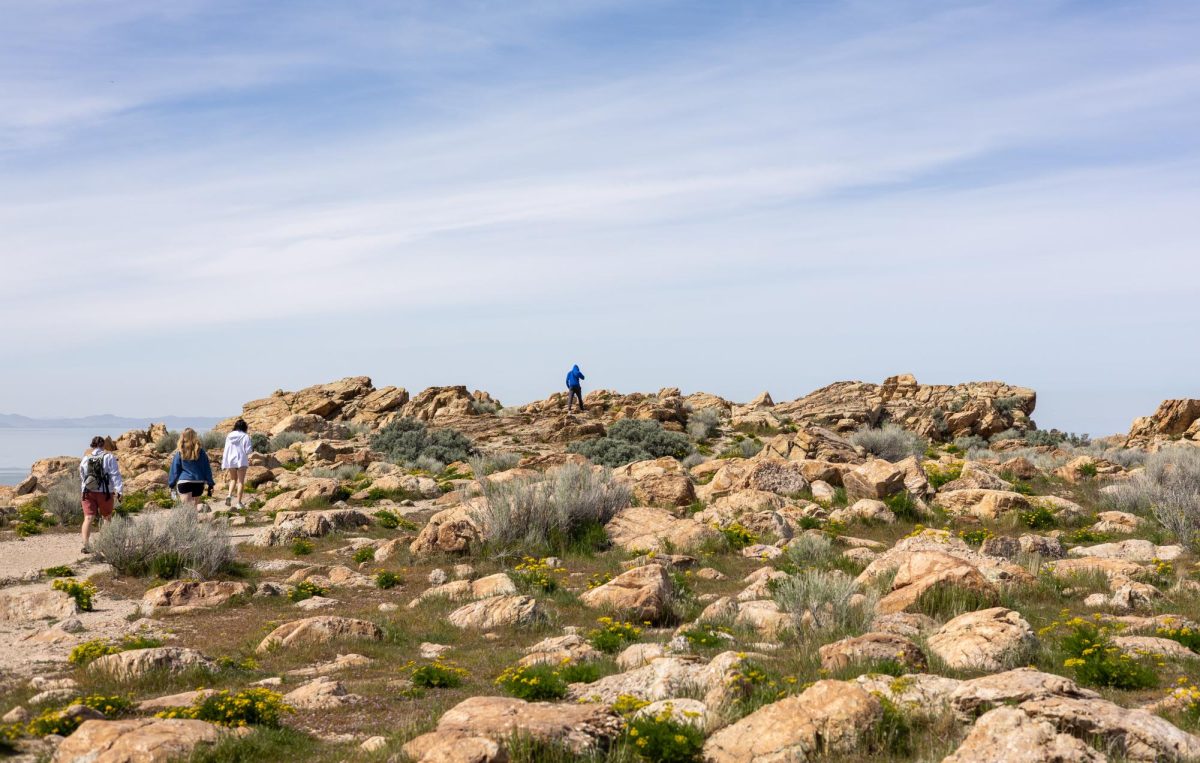 BJU students taking a hike in Utah